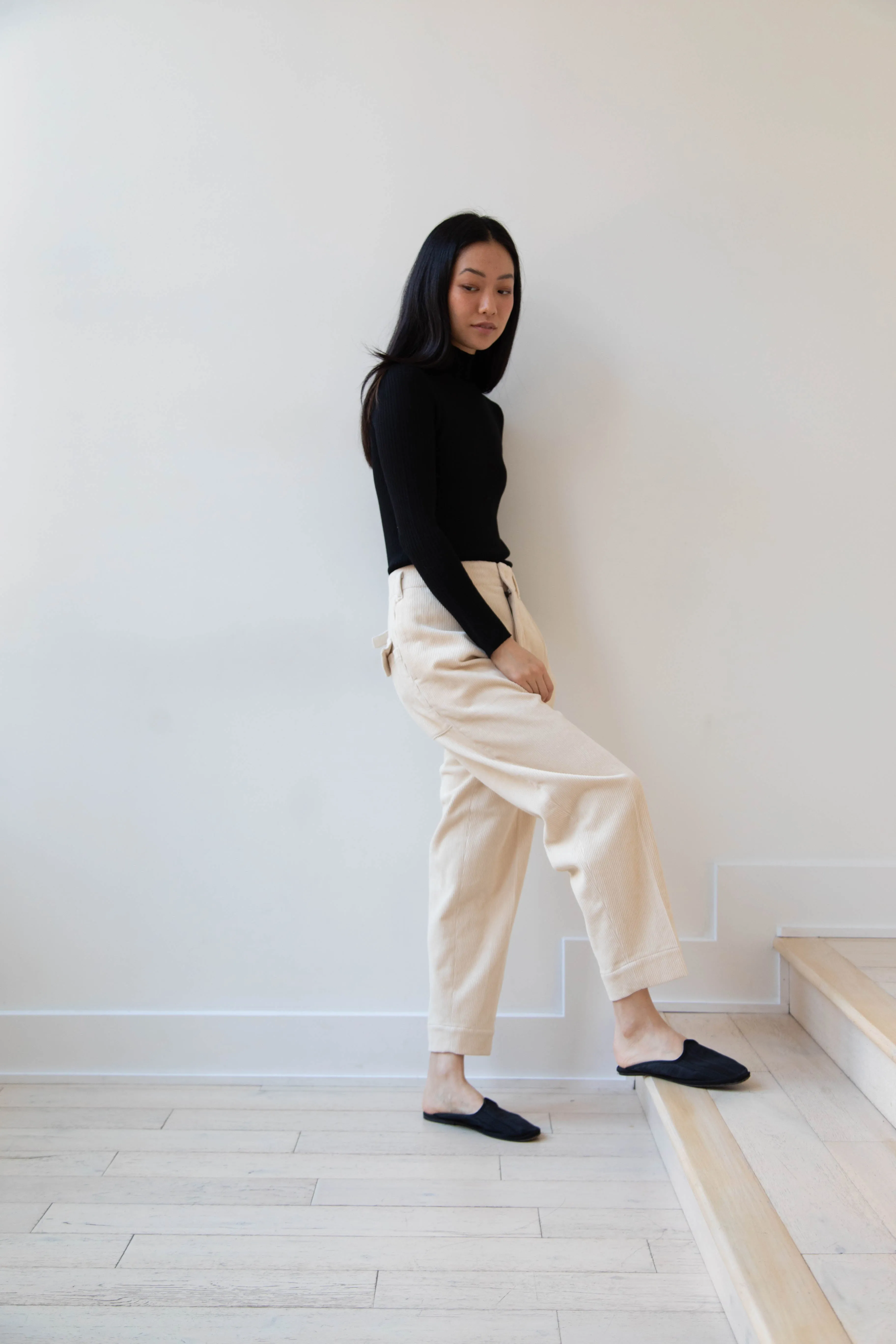 Aseedonclöud | HW Corduroy Slacks in Off White