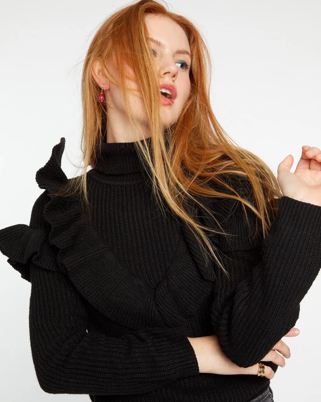 Frill Turtleneck - Black