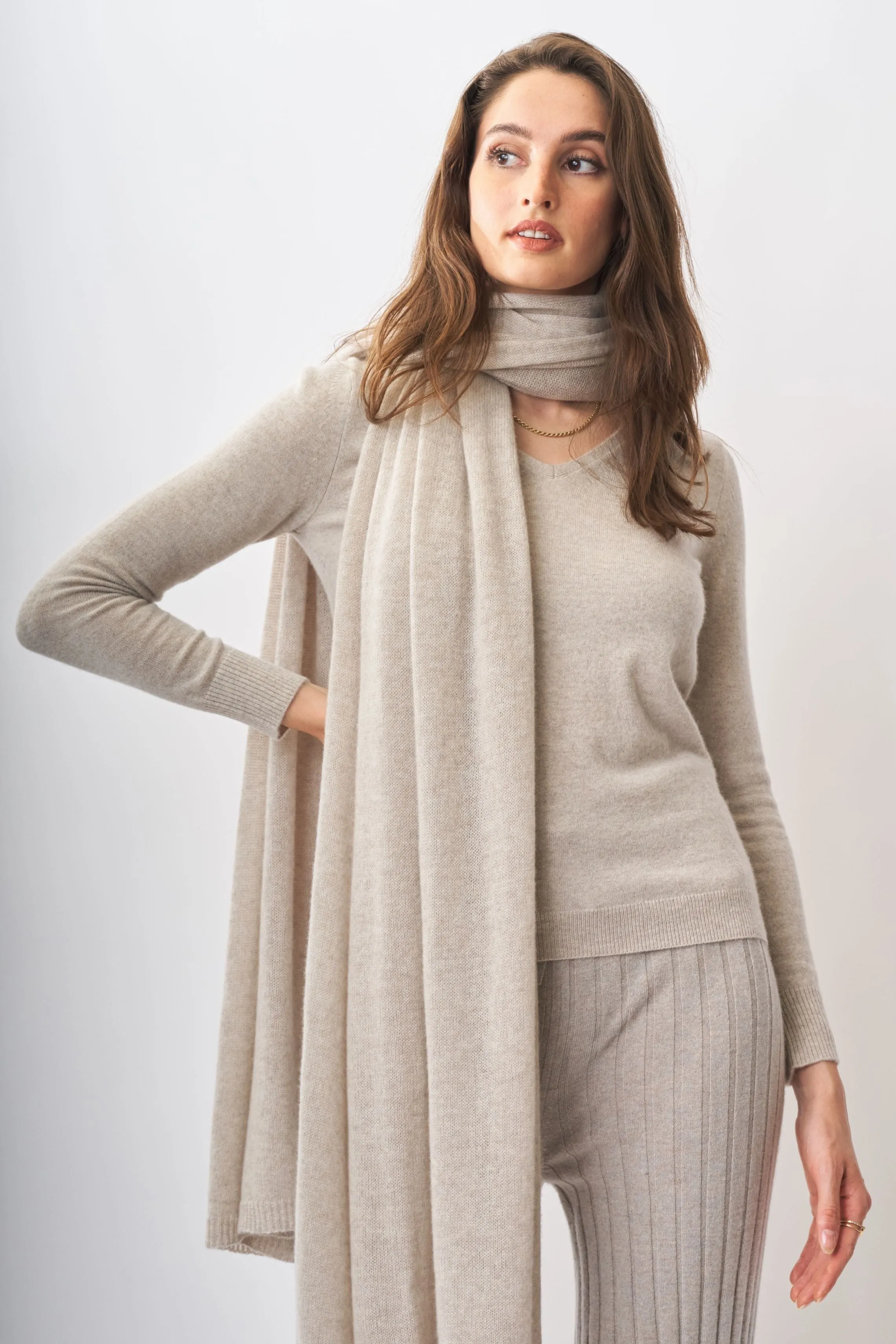 Robertson Madison 100% Cashmere Travel Wrap CC-102 | Oat