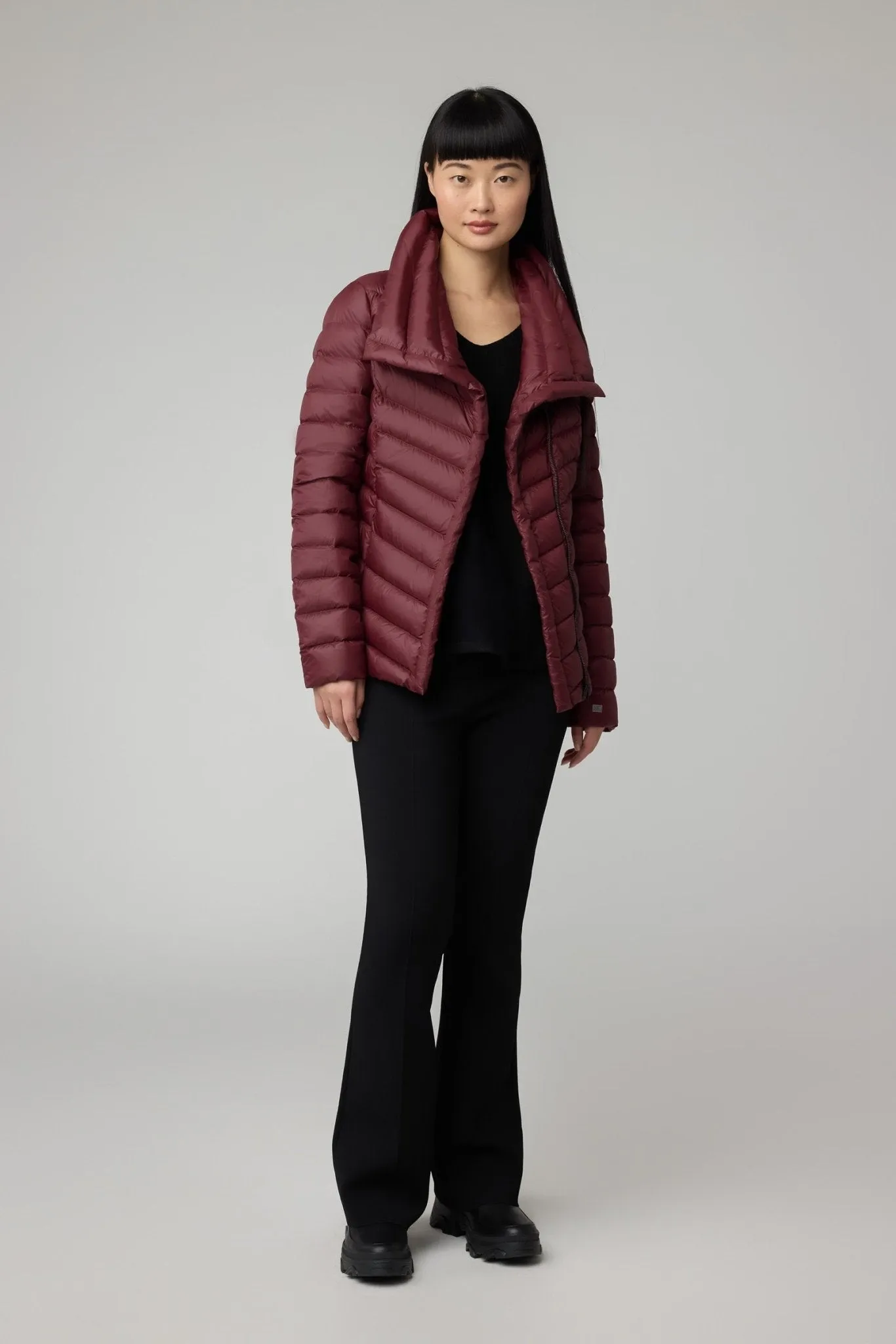 SOIA&KYO EMILIA - Sustainable Slim-Fit Lightweight Down Jacket